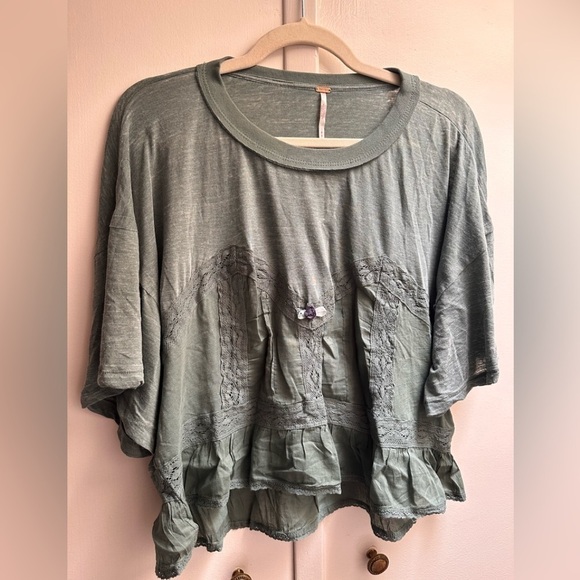 Nwt Free People Fall in Love Lace Inset Tee Medium - Picture 3 of 4